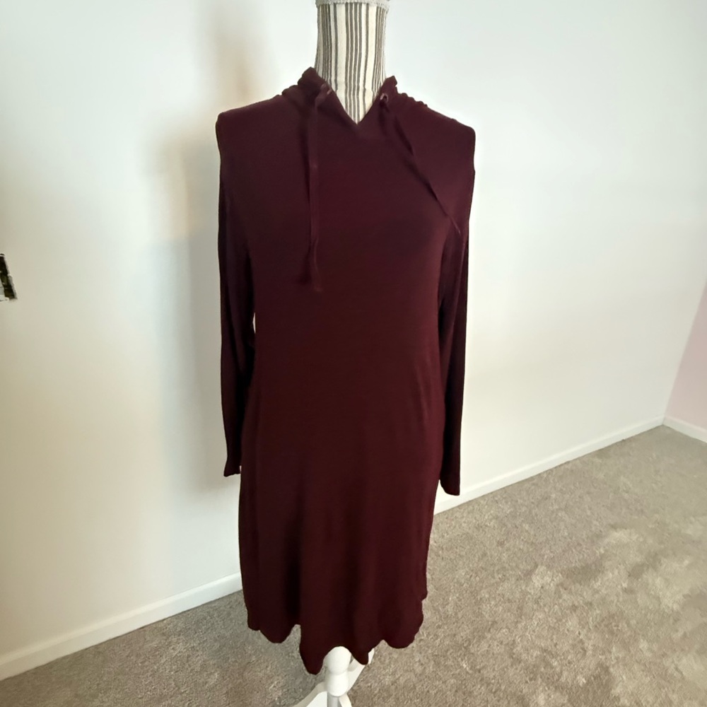 Agnes and Dora Effortless Hooded Dress Burgundy Women's Dress